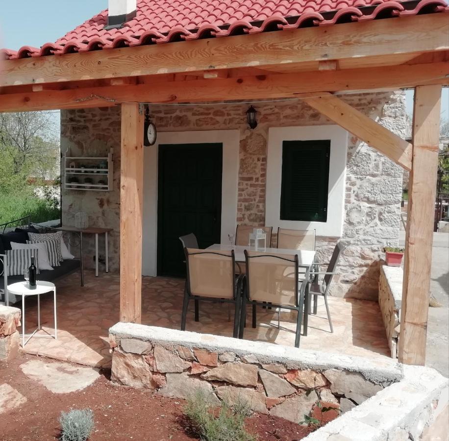 Krka Waterfalls Stonehouse Roko 로조박 외부 사진
