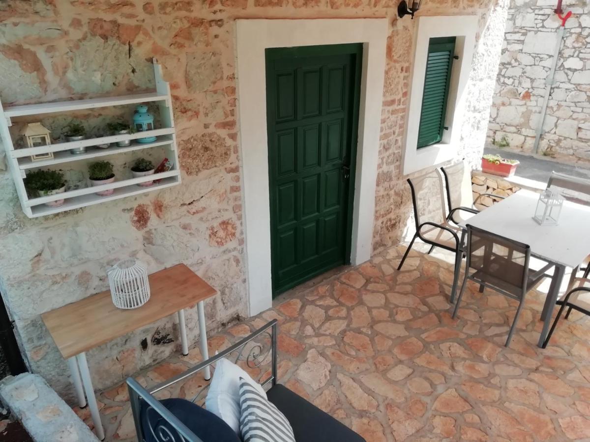Krka Waterfalls Stonehouse Roko 로조박 외부 사진