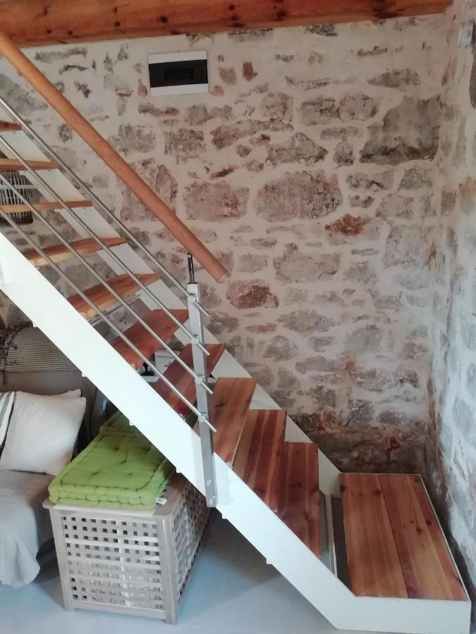 Krka Waterfalls Stonehouse Roko 로조박 외부 사진