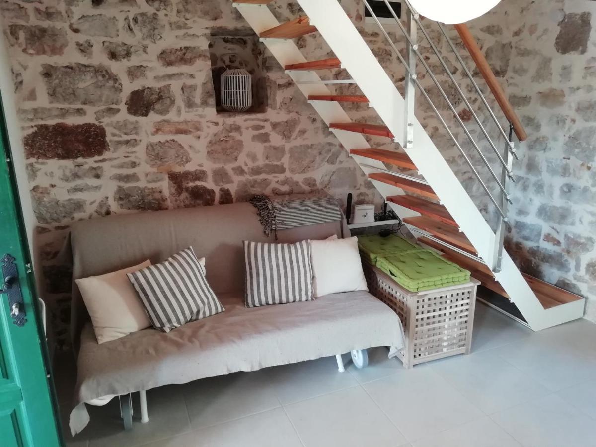 Krka Waterfalls Stonehouse Roko 로조박 외부 사진