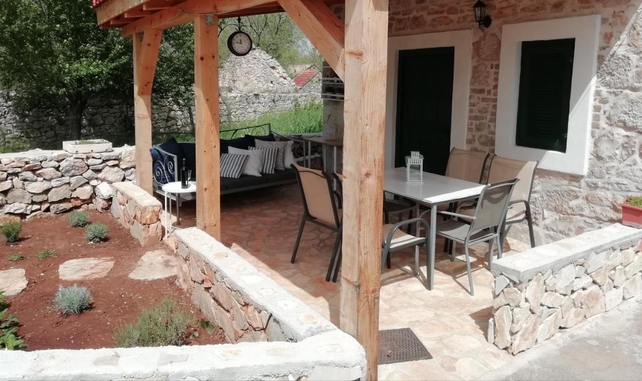 Krka Waterfalls Stonehouse Roko 로조박 외부 사진