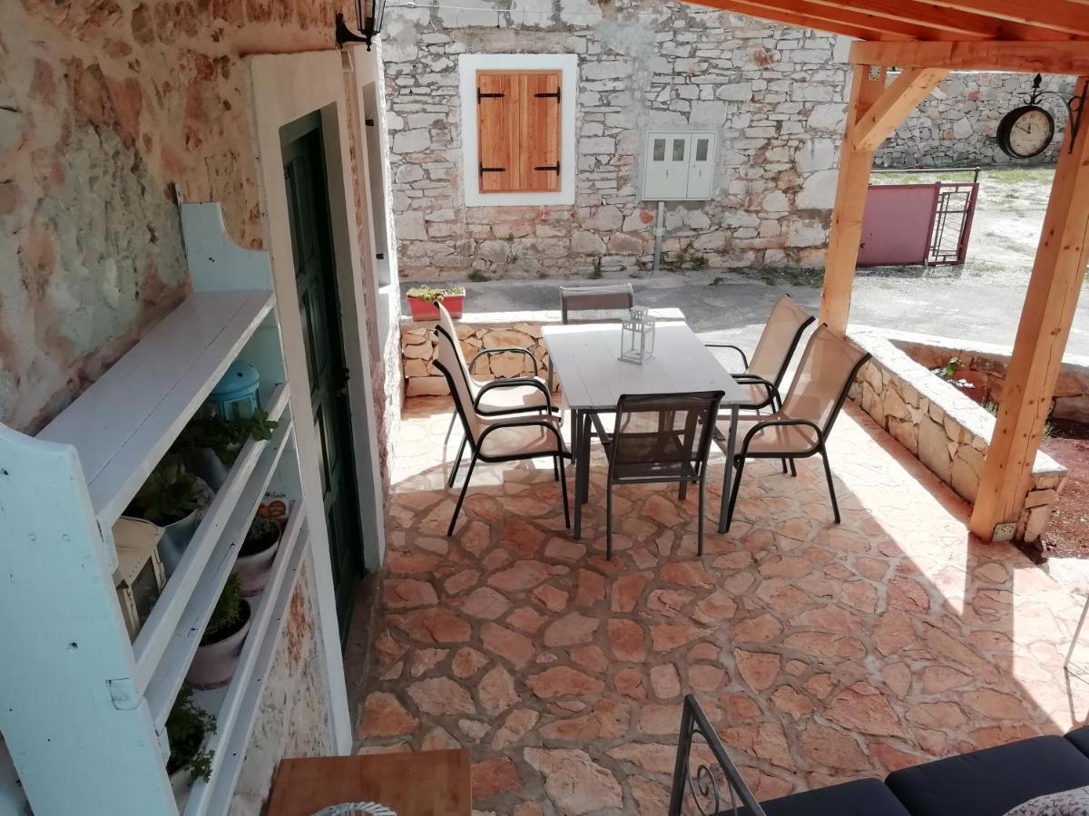 Krka Waterfalls Stonehouse Roko 로조박 외부 사진
