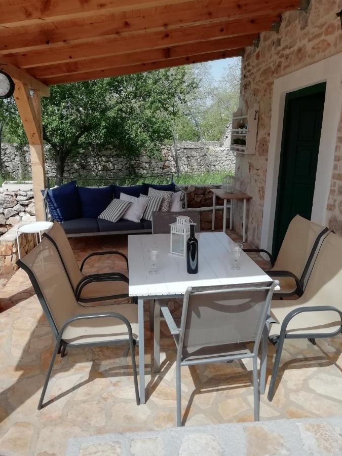 Krka Waterfalls Stonehouse Roko 로조박 외부 사진