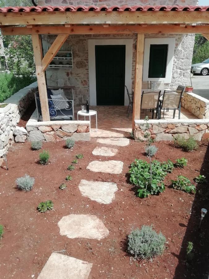 Krka Waterfalls Stonehouse Roko 로조박 외부 사진