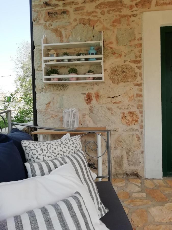 Krka Waterfalls Stonehouse Roko 로조박 외부 사진